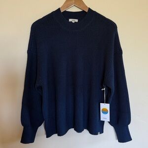 NWT VUORI Alps Classic Crew Sweater sz Small